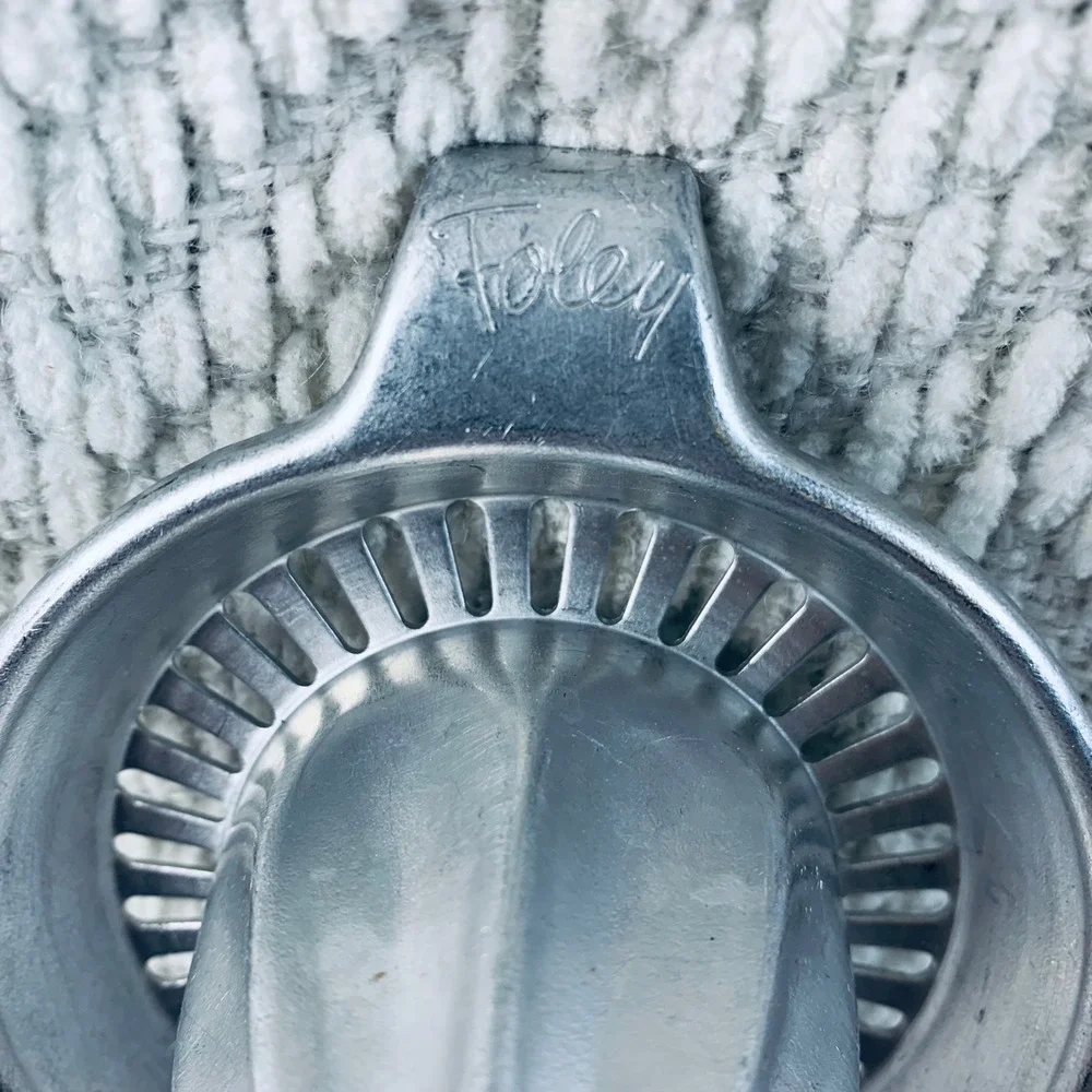 Foley Hand Juicer Unisex OS Silver Vintage Aluminum Manual‎ Citrus Reamer Tool